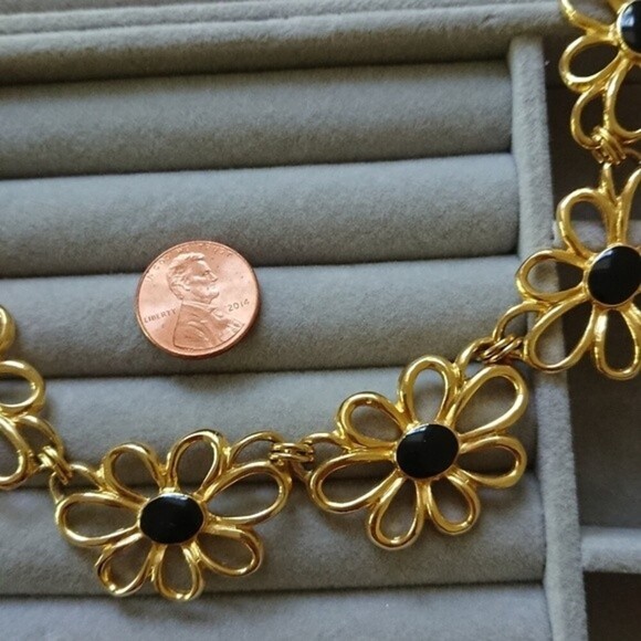 Gold tone Flower Design Runway Necklace - Picture 5 of 8